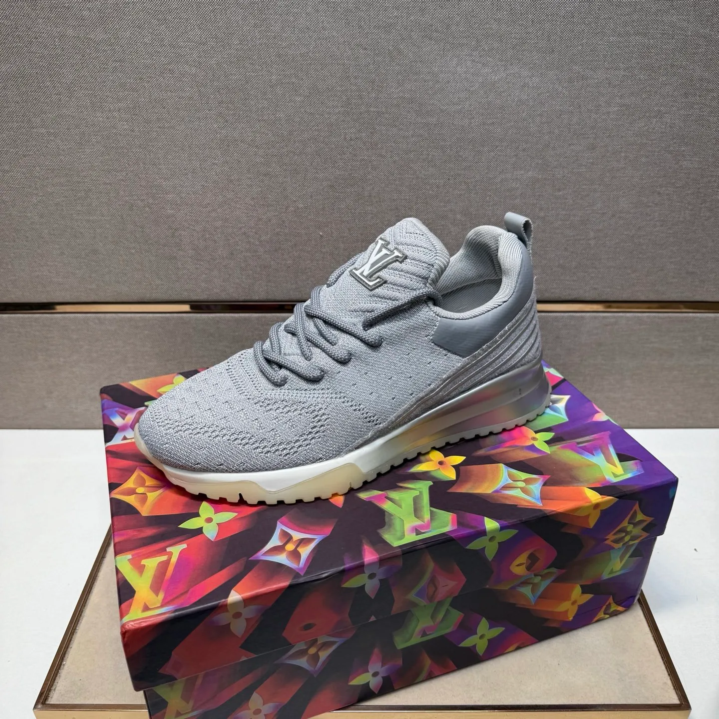 ⬛️Men's shoes 💰p480 [LV～] Men's casual shoes 2025z cabinet sales simultaneously 🔶Size: 38-44 #️⃣ 🔷4 colors🔜The upper is made of multi-material splicing➕Mesh lining, comfortable and breathable, sole: original comfortable and wear-resistant outsole, ⚠️real thing📱photographed🎬real thing is better📢📢📢